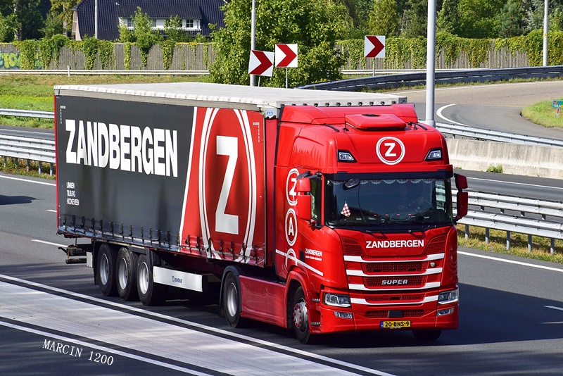 _DSC7805-crop-ZANDBERGEN-SCANIA R NG.JPG