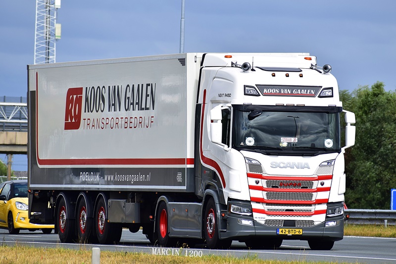 _DSC6787-crop-Koos van Gaalen-SCANIA R NG.JPG