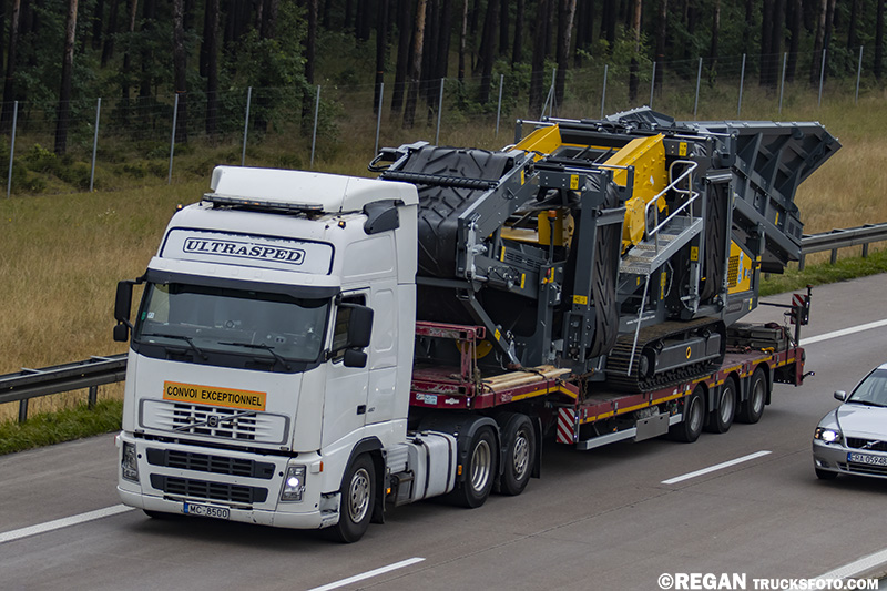 Volvo FH2 - Ultrasped.jpg