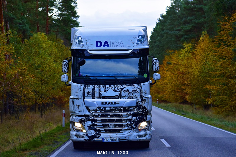 _DSC7388-crop-DAF XF 106 II-DARA.JPG