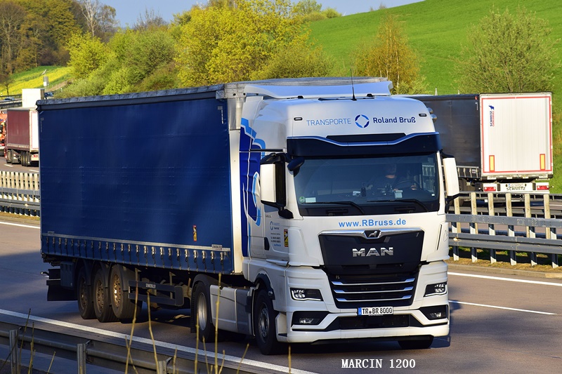 _DSC2628-crop-MAN TGX II-Roland Bruß.JPG