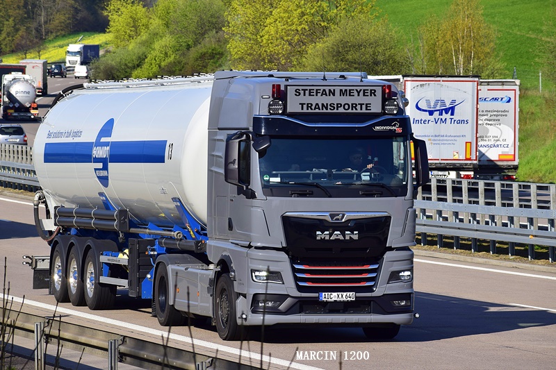 _DSC2835-crop-Stefan Meyer Transporte-MAN TGX II.JPG