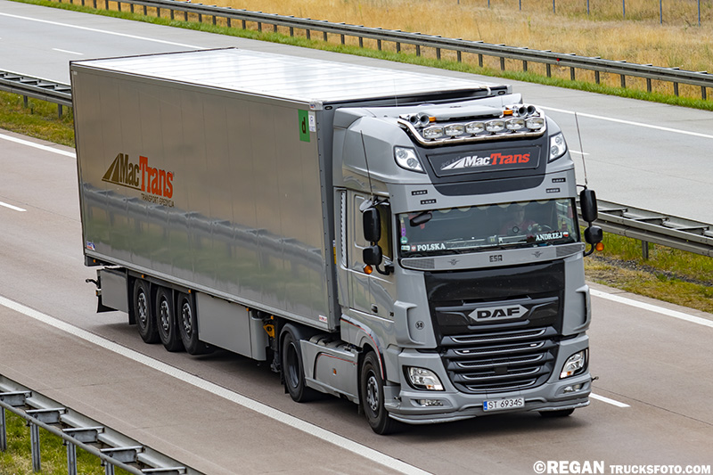 DAF XF116 - MacTrans.jpg