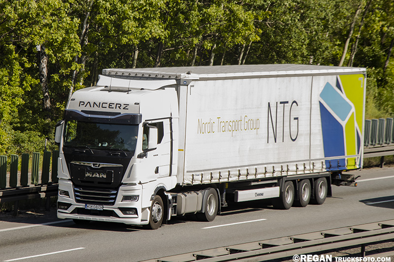 MAN TGX II - Pancerz.jpg