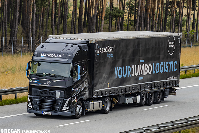 Volvo FH5 - Maszoński.jpg