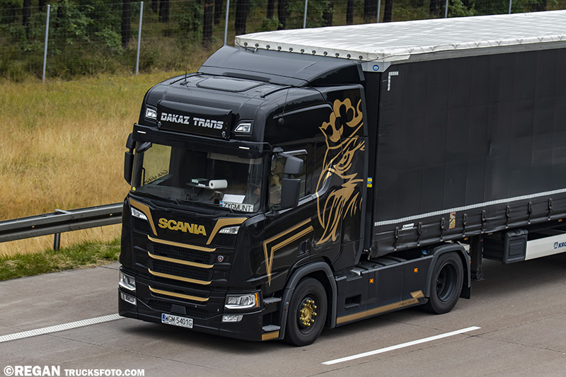Scania R450 - Dakaz Trans.jpg