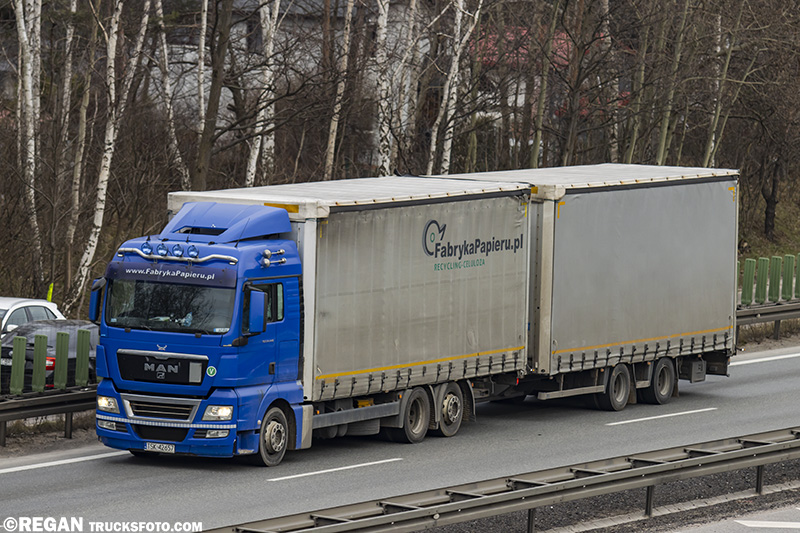 MAN TGX - Fabryka Papieru.jpg