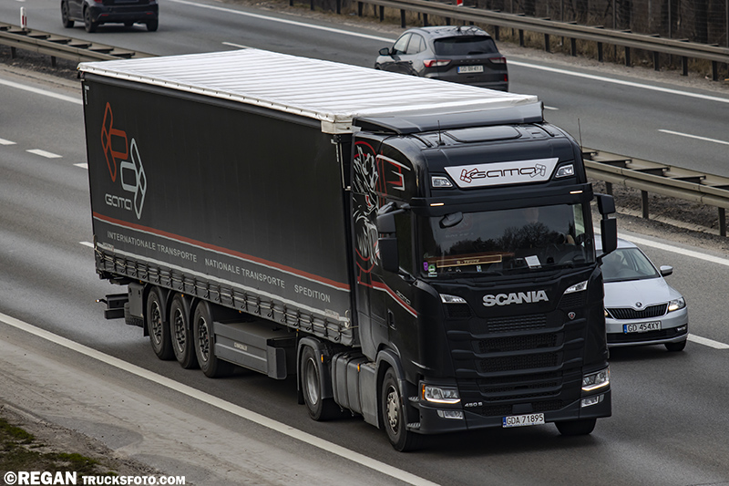 Scania 450S - Gama.jpg