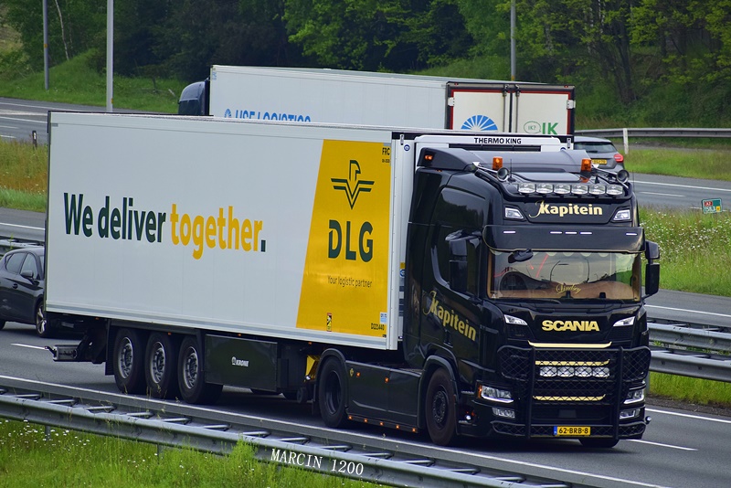 _DSC3883-crop-J Kapitein-SCANIA R NG.JPG