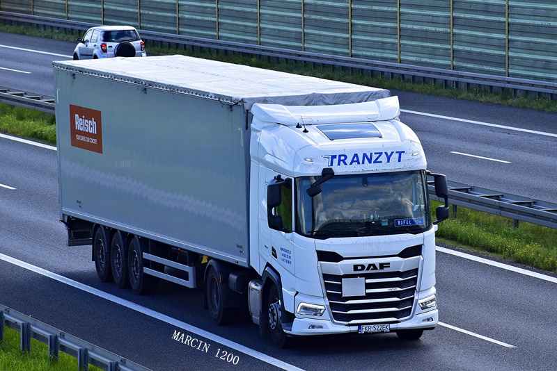 _DSC6593-crop-TRANZYT-DAF XG.JPG