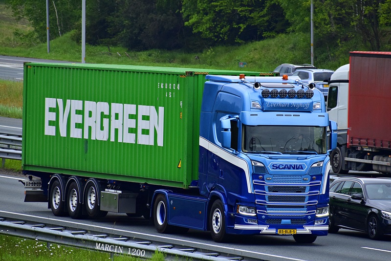 _DSC4084-crop-Everhart Nijhoff-SCANIA S NG V8.JPG