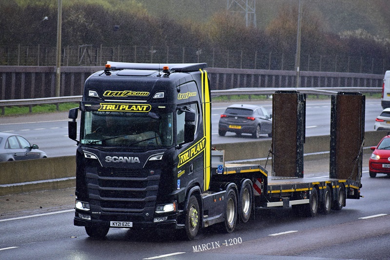 _DSC0870-crop-TRU-PLANT-SCANIA S NG V8.JPG