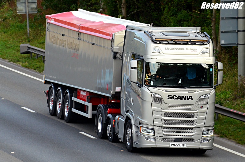 DSC_1530.JPG McGulnness Haulage.JPG