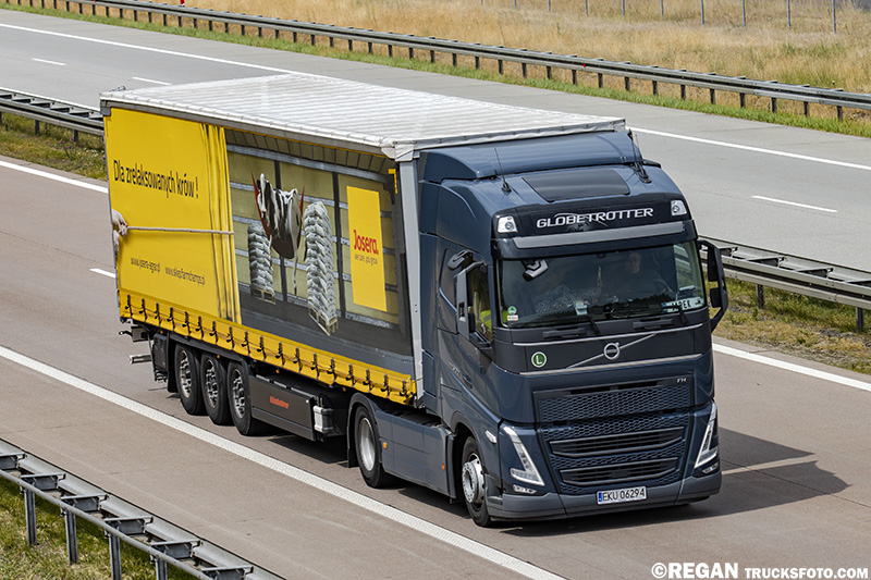 Volvo FH5 - Josera.jpg