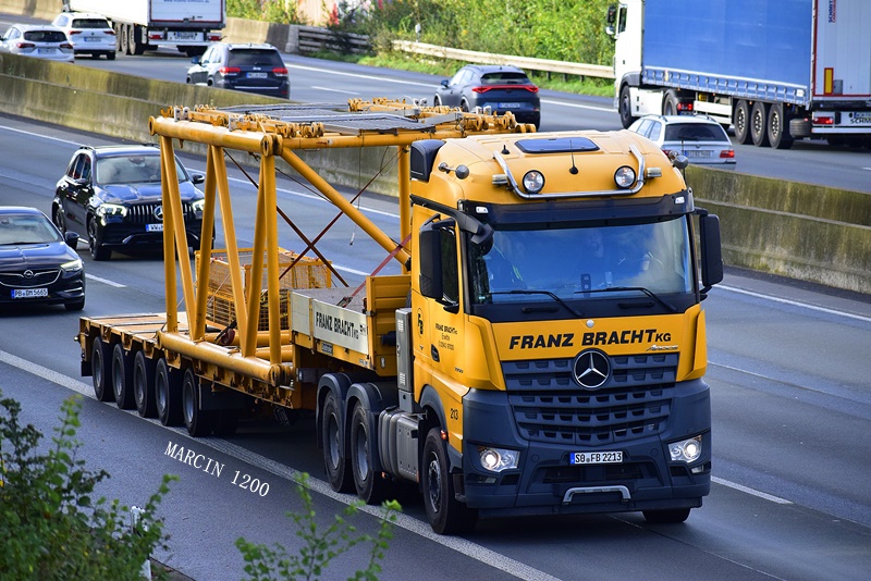 _DSC7741-crop-Franz Bracht-Mercedes-Benz Arocs.JPG
