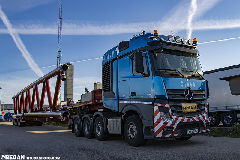 Mercedes-Benz Actros MP4 4158 - Bingo Transport.jpg