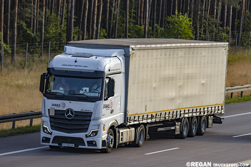 Mercedes-Benz Actros MP5 L Janas.jpg