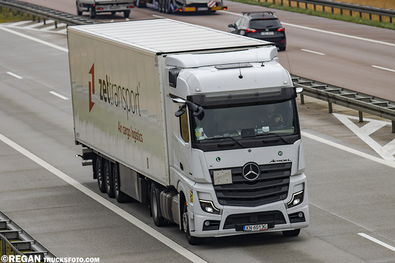 Mercedes-Benz Actros MP5 L - Zet Transport.jpg
