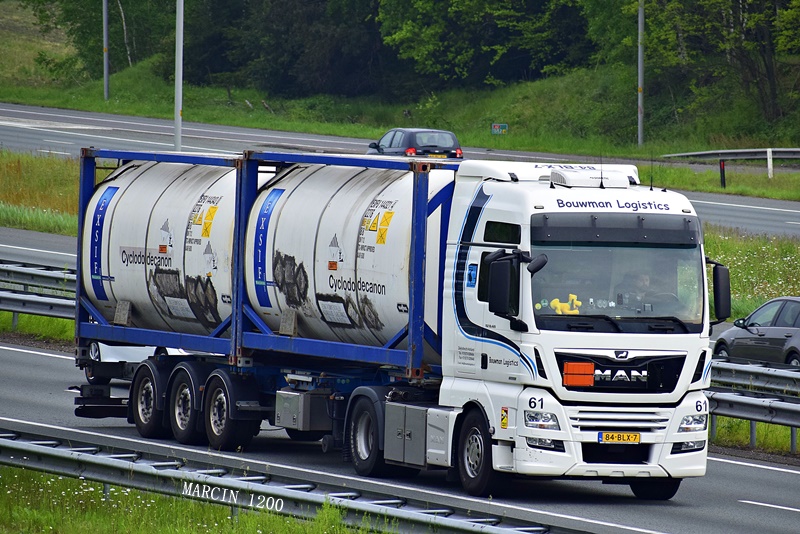 _DSC3836-crop-Bouwman Logistics-MAN TGX Euro6 II.JPG