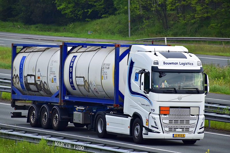 _DSC3835-crop-Bouwman Logistics-VOLVO FH V.JPG