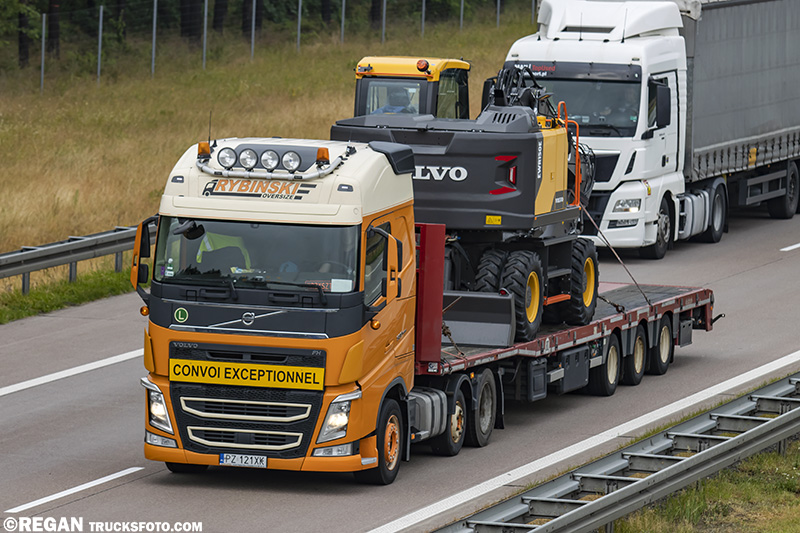 Volvo FH4 - Rybiński.jpg
