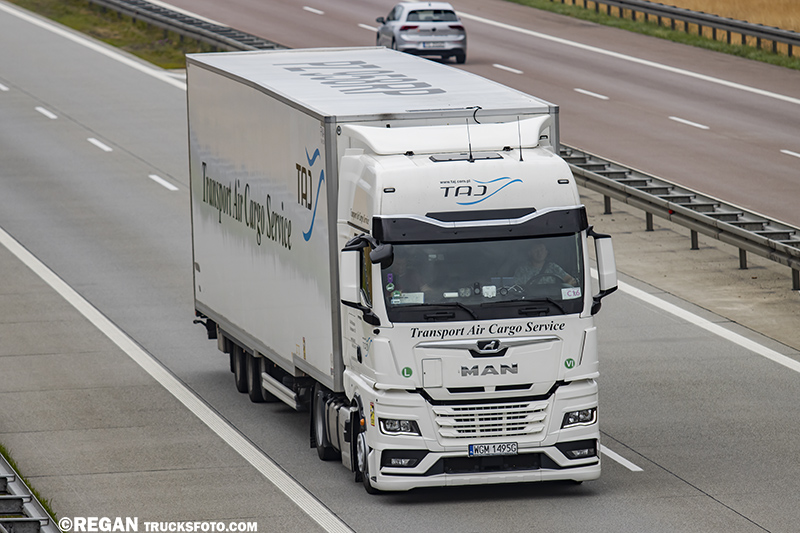 MAN TGX II - TAJ.jpg