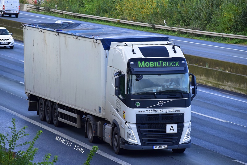 _DSC7534-crop-MobilTruck-VOLVO FH V.JPG