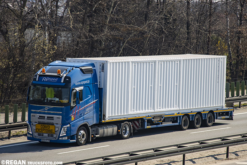 Volvo FH4 - A.P.Sped.jpg