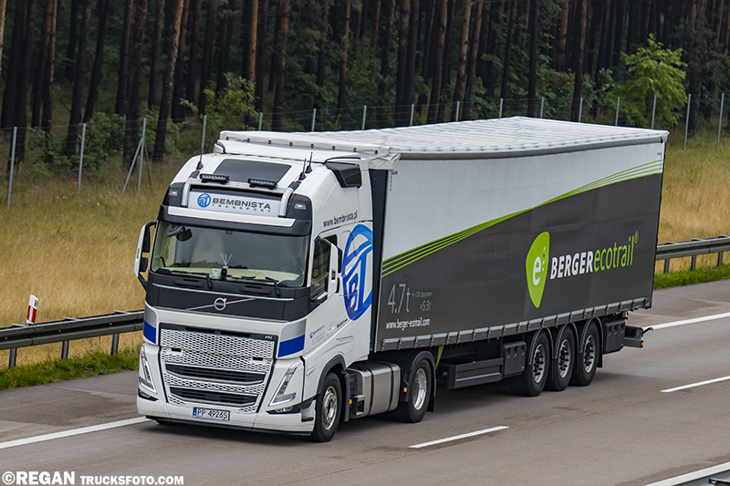 Volvo FH5 Bembnista Transport.jpg