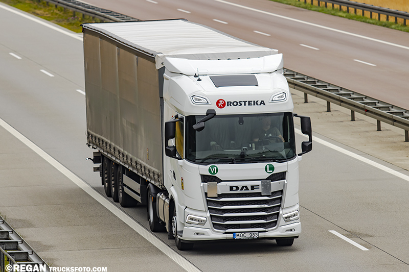 DAF XF - Rosteka.jpg