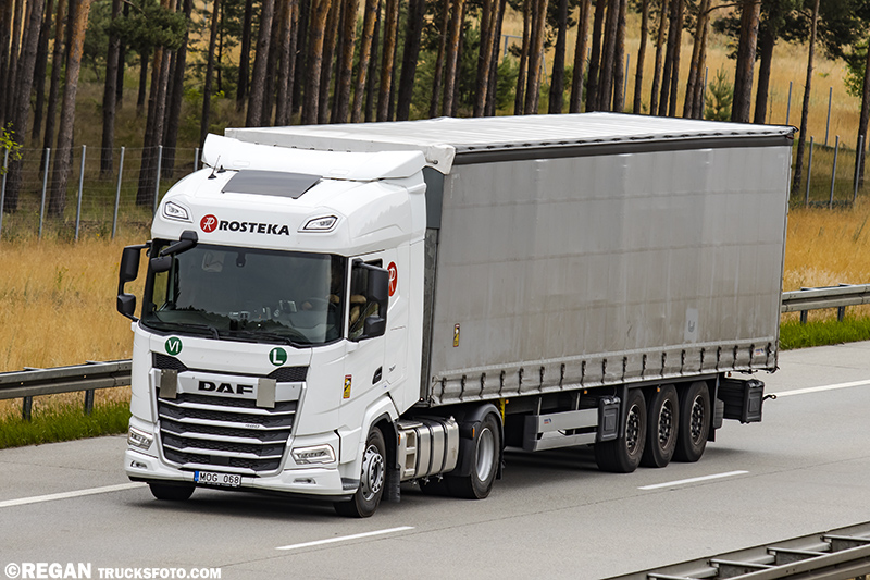 DAF XF Rosteka.jpg
