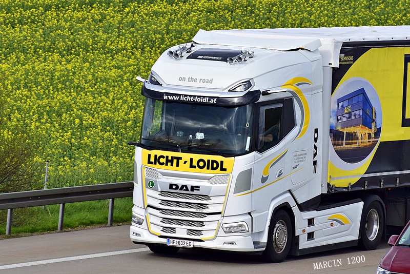 _DSC2456-crop-Licht Loidl-DAF XG+.JPG
