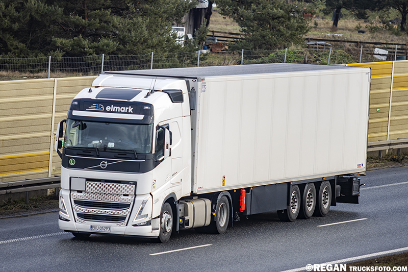 Volvo FH5 - Elmark.jpg