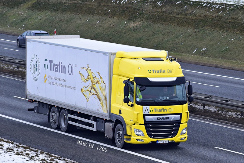 _DSC3616-crop-TRAFIN OIL-DAF CF.JPG