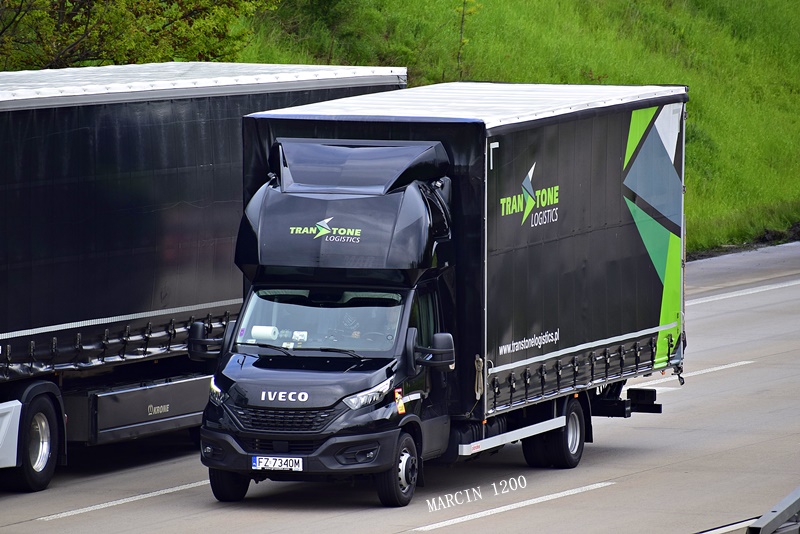 _DSC6932-crop-iveco daily-Transtone Logistics.JPG