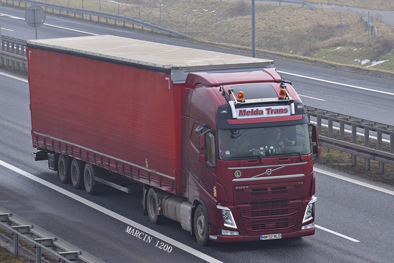 _DSC3916-crop-MELDA TRANS-VOLVO FH IV.JPG