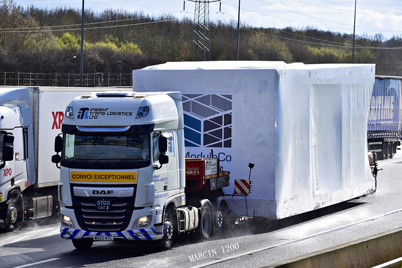 _DSC0931-crop-Insight Trans Logistics-DAF XF 106 II.JPG