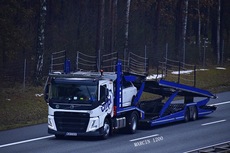 _DSC8578-crop-CMPL-VOLVO FM V.JPG