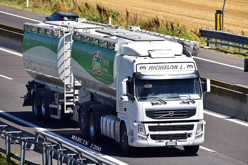 _DSC6163-crop-Michielon L. - VOLVO FM.JPG