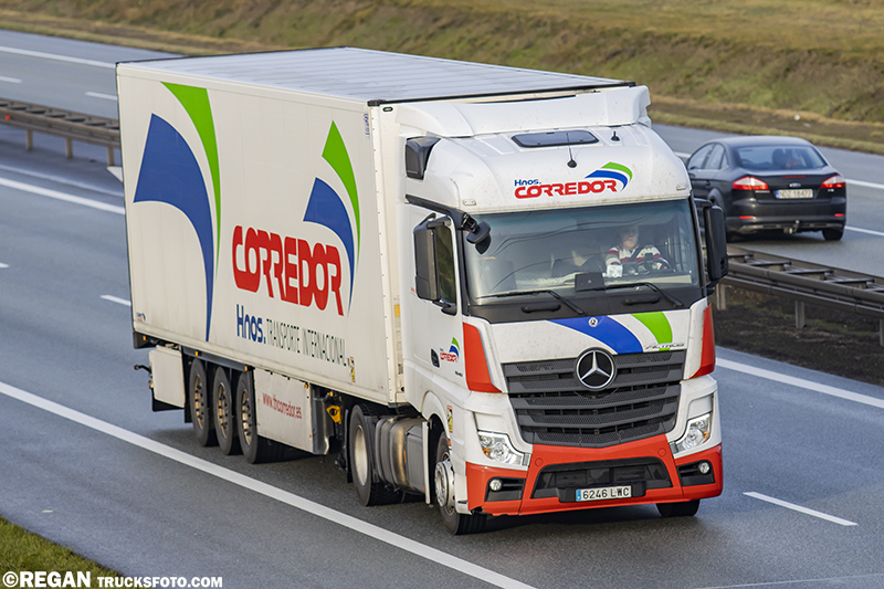 Mercedes-Benz Actros MP5 - Corredor Hnos.jpg