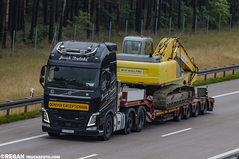 Volvo FH Jacek Dębski.jpg