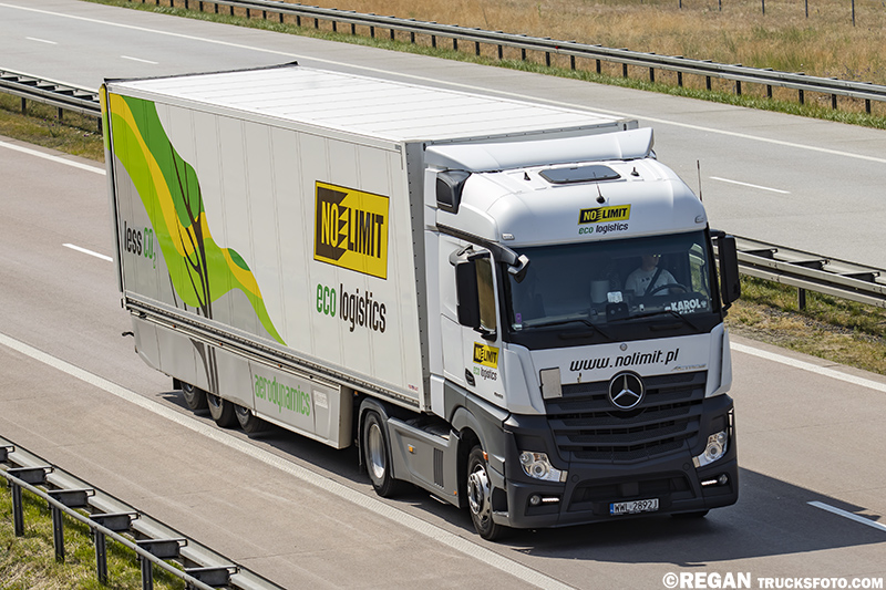 Mercedes-Benz Actros MP4 - No Limit Logistics.jpg