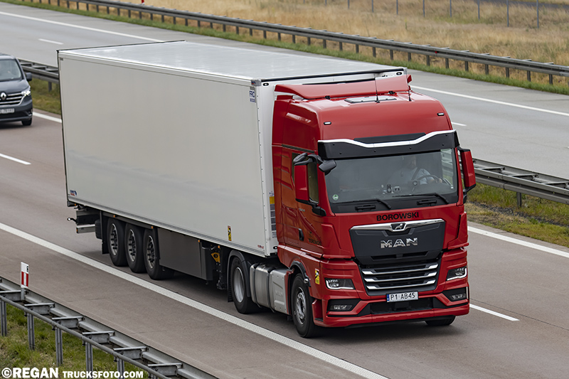 MAN TGX II - Borowski Adros.jpg