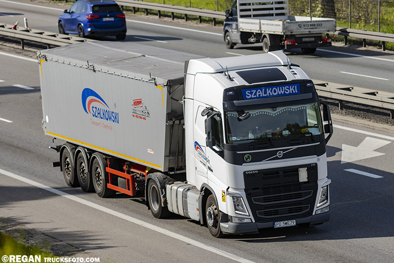 Volvo FH4 - Szalkowski.jpg
