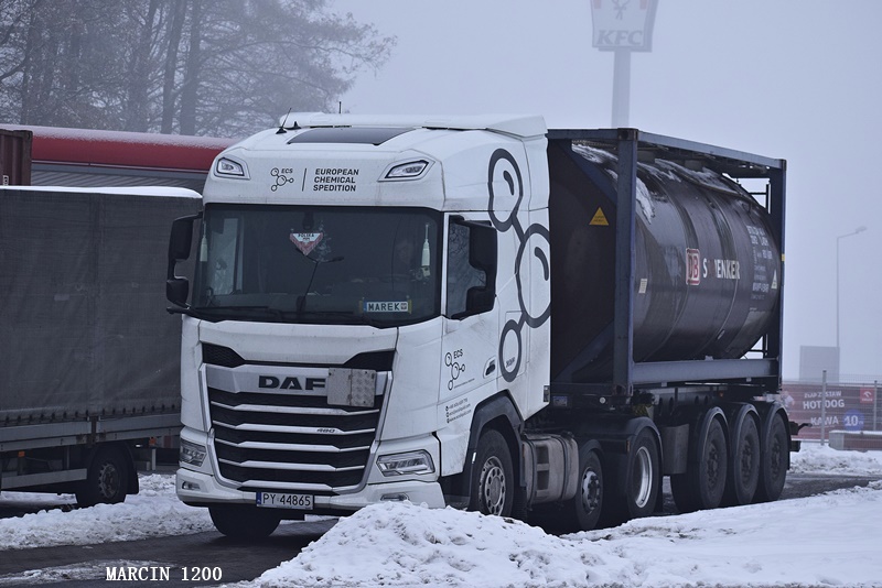 _DSC8430-crop-DAF XF - ECS European Chemical Spedition.JPG
