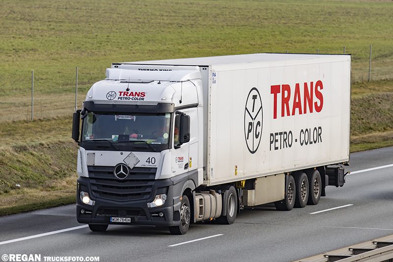 Mercedes-Benz Actros MP4 - Trans Petro Color.jpg