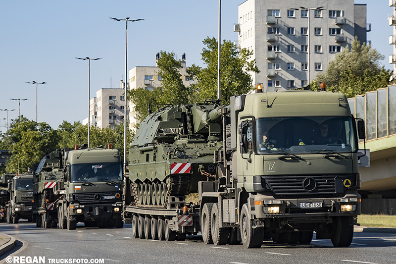 Mercedes-Benz Actros MP1 - Wojsko Polskie.jpg