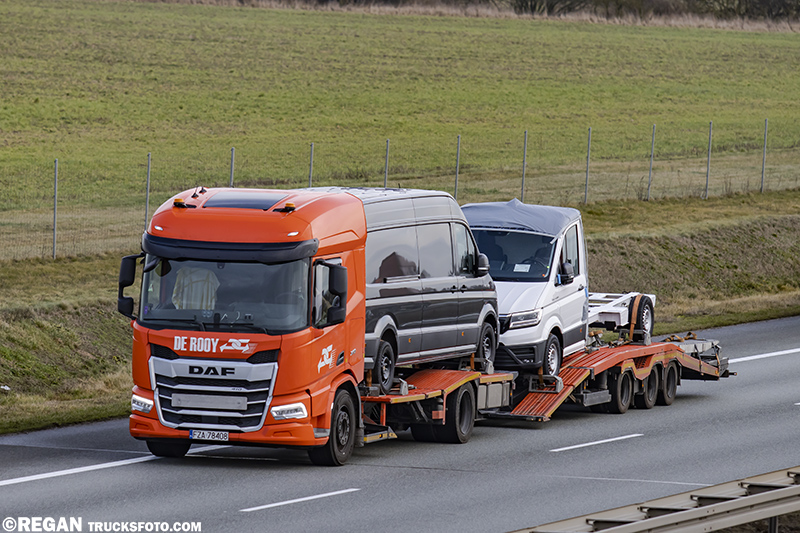 DAF XD - De Rooy.jpg