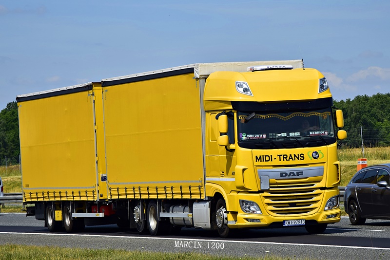 _DSC6949-crop-MIDI-TRANS-DAF XF106.JPG