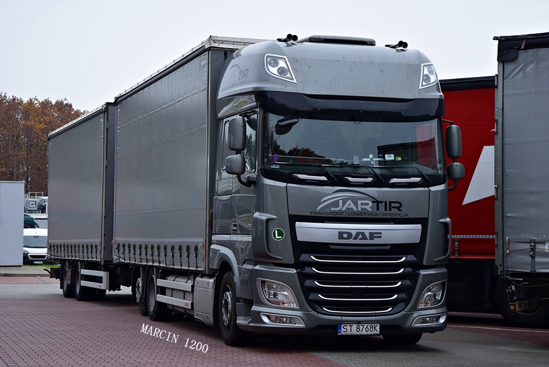 _DSC3544-crop-JARTIR-DAF XF 106.JPG